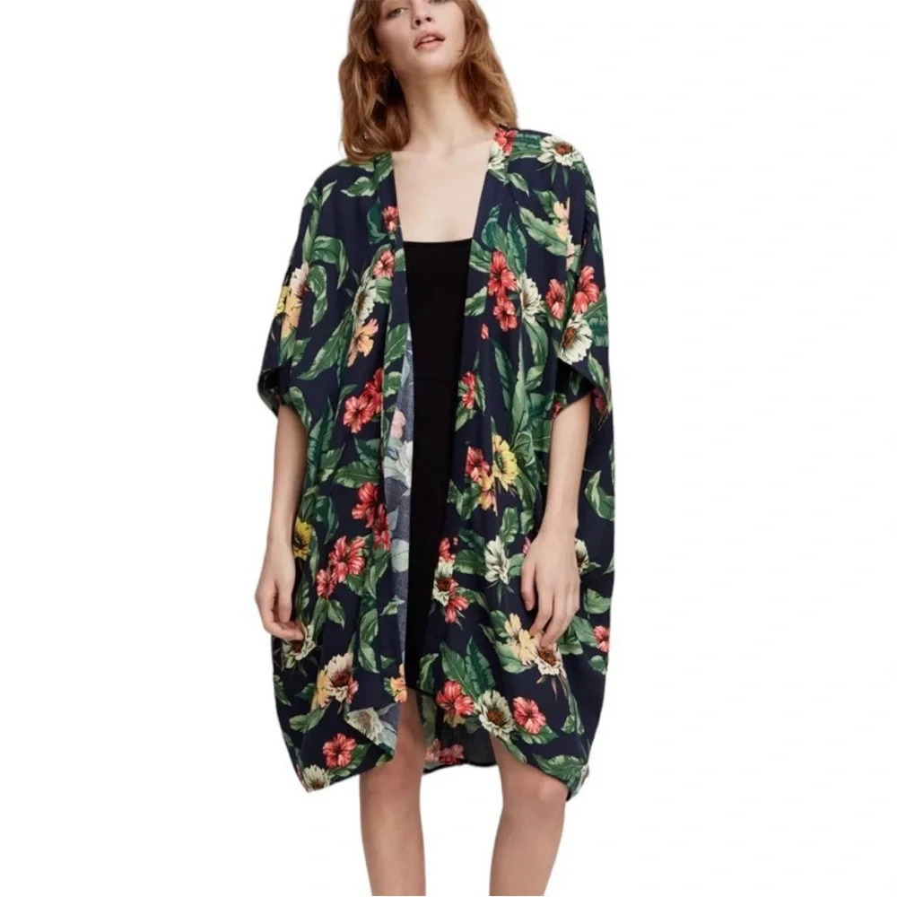 ARITZIA SUNDAY BEST Aitken Tropical Beachy Boho Flowy Longlined Open Kimono